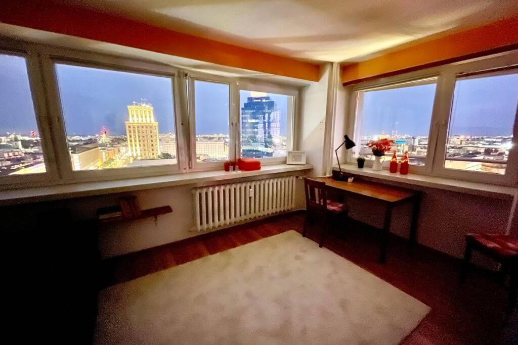 Orange Metro Fast Wifi 1Gbs Big Tv Hbo Appletv Apartment Варшава Екстериор снимка